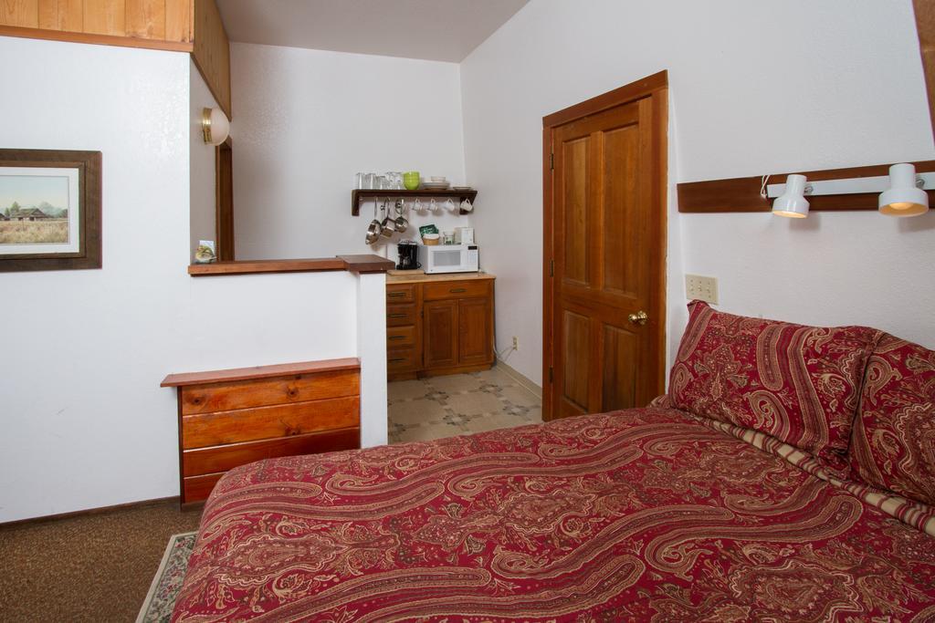 Sweetwater Inn And Spa Mendocino Exterior photo